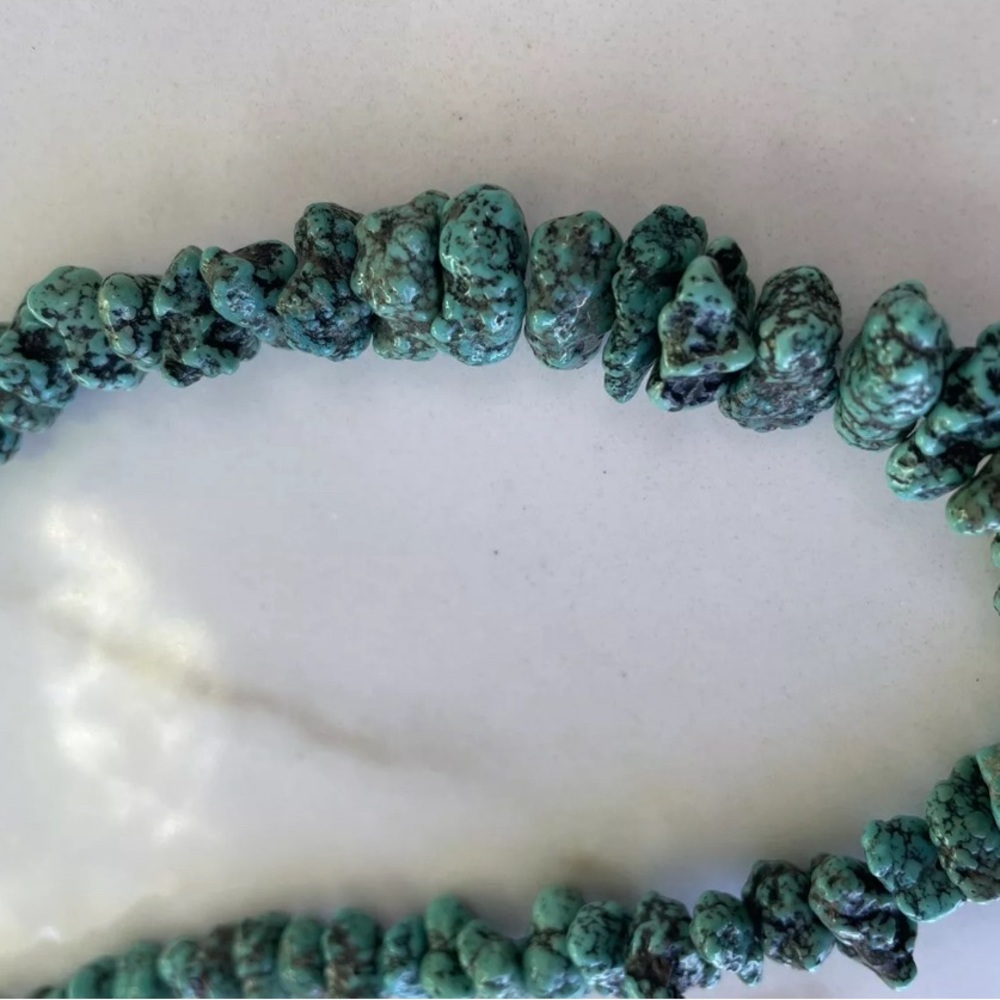 Raw Turquoise rock necklace Native American Jewelry Vintage Antique Beautiful - Picture 4 of 5